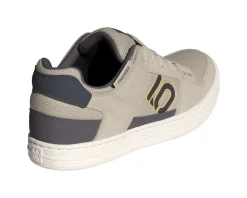 Five Ten Freerider Flat Shoes (Grey/Carbon/Oat) (10.5)