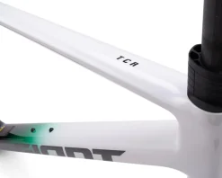 Giant 2026 TCR Advanced Pro Frameset (White/Venom Green) (M)