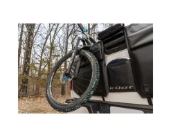 Kuat Huk Curved Tailgate Pad (Black) (L)