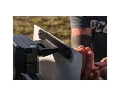 Kuat Piston Pro X License Plate Adapter (Black)