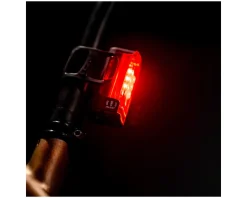 Lezyne Strip Pro Ai Alert 400+ Tail Light (Black)