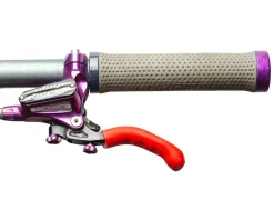 Miles Wide Sticky Fingers 2.0 Brake Lever Covers (Red)