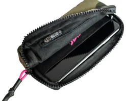 Muc-Off Essentials Case with Header