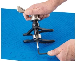 Park Tool OM-2 Bench Top Overhaul Mat (Blue)