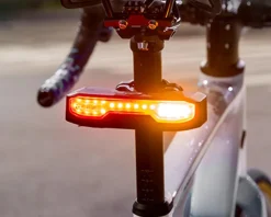 Ravemen NT101 Smart Turn Signal Tail Light (Black) (160 Lumens)